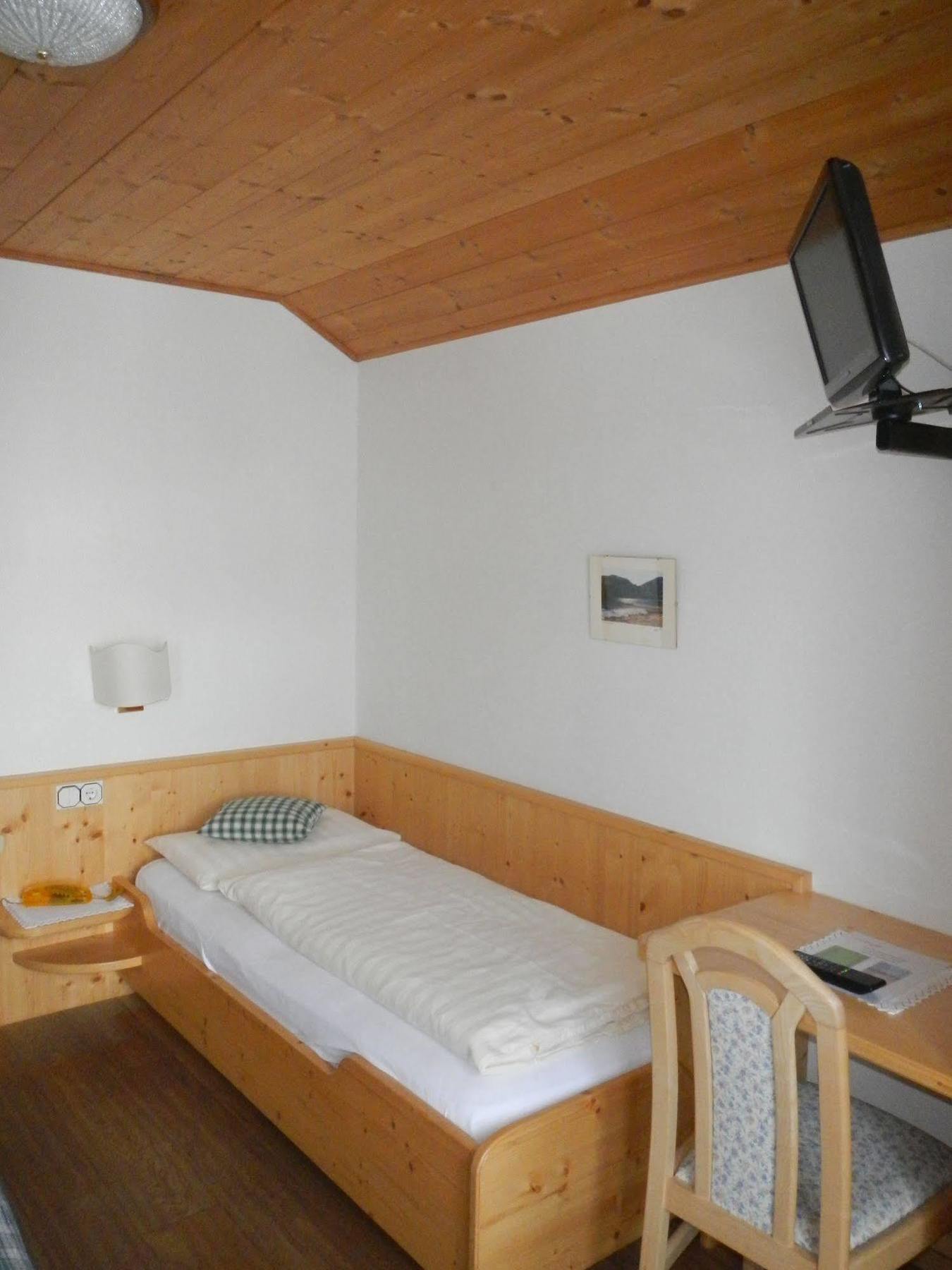 Piccolo Hotel Claudia No Pets Сан-Виджилио-ди-Мареббе Экстерьер фото